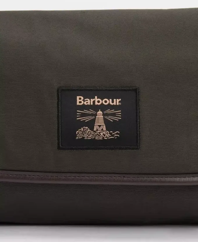 Waxed Hanging Washbag